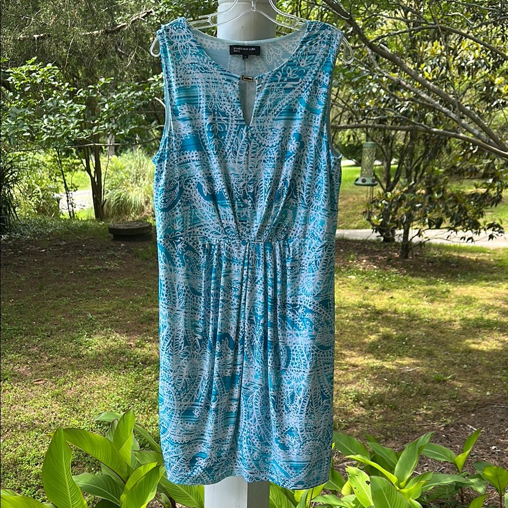 Jones New York Blue and White Patterned Dress